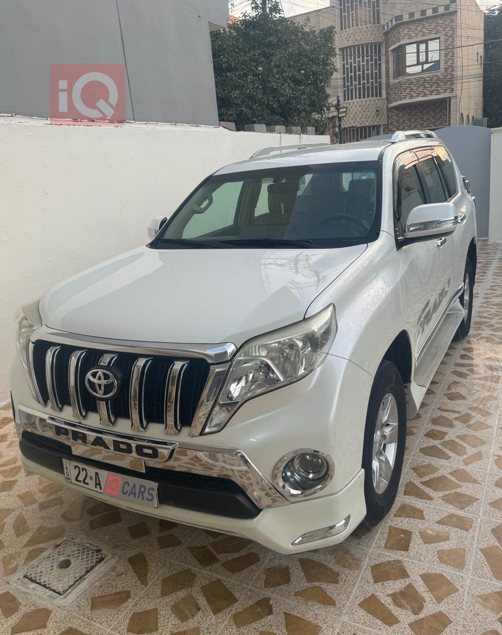 تۆیۆتا لاندكروزر پرادۆ